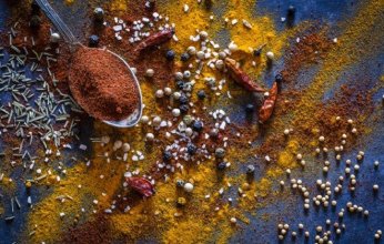 8 توابل "خارقة" قد تؤخر الشيخوخة وتعزز الصحة!.. تعرف عليها