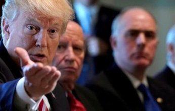 محللون: سياسات ترامب تهدد مكانة أمريكا في قطاع الطاقة وتمنح الصين الأفضلية في السباق العالمي