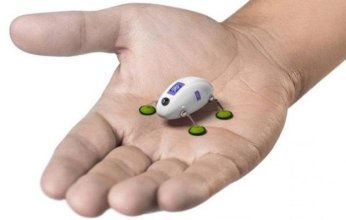 باحثون صينيون يطورون أصغر روبوت أرضي وهوائي لاسلكي طوله 9 سم