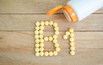 بعد 67 عاماً.. علماء يثبتون نظرية حول فيتامين B1 ويحققون إنجازاً "مستحيلاً"