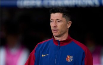 قد يغيب عن الكلاسيكو.. برشلونة يكشف حجم إصابة ليفاندوفسكي