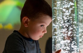 دراسة أمريكية تُثير الجدل: الفلورايد في مياه الشرب مرتبط بزيادة خطر التوحد بنسبة 500%