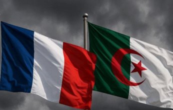 تصعيد دبلوماسي | الجزائر تطرد دبلوماسيين فرنسيين والأخيرة ترد بالمثل.. ما القصة؟