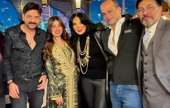 وائل متولي يشارك نجوم الفن في احتفالية نجاح "بنات همام"