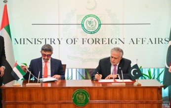 باكستان والإمارات توقعان 3 مذكرات تفاهم للتعاون بين البلدين