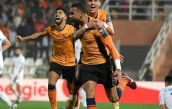 شاهد الأن.. مواجهة قوية بين نهضة بركان وأسيك في الكونفيدرالية الأفريقية