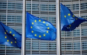 الاتحاد الأوروبي يعتمد حزمة تعرفات أولى ردا على رسوم ترامب
