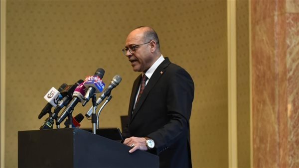 وزير العمل: مصر تمتلك ثروة هائلة من الكوادر البشرية المؤهلة والمدربة وزير العمل: مصر تمتلك ثروة هائلة من الكوادر البشرية المؤهلة والمدربة