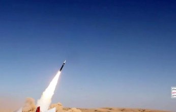 الحوثيون يعلنون استهداف قاعدة نيفاتيم الجوية في النقب بصاروخ باليستي فرط صوتي