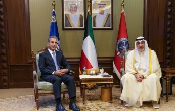 رئيس مجلس الوزراء الكويتي بالإنابة يستقبل رئيس مجلس القضاء الأعلى في العراق بمناسبة زيارته للبلاد