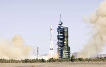 الصين تطلق مجموعة أقمار صناعية جديدة للإنترنت