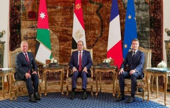 عاجل.. قادة مصر وفرنسا والأردن يجرون مكالمة هاتفية مشتركة مع الرئيس الأمريكي
