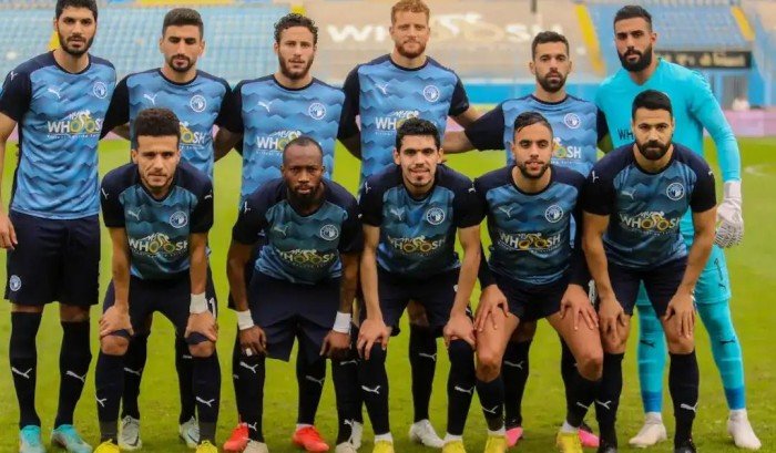مواجهة قوية.. شاهد بث مباشر لمباراة بيراميدز وحرس الحدود في الدوري المصري مواجهة قوية.. شاهد بث مباشر لمباراة بيراميدز وحرس الحدود في الدوري المصري