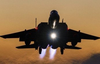 غارة جوية بريطانية - أمريكية تستهدف منشأة حوثية جنوب صنعاء