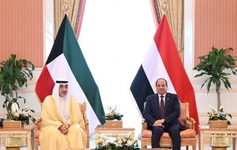 الكويت.. الرئيس المصري يستقبل في مقر إقامته بقصر بيان رئيس مجلس الوزراء بالإنابة