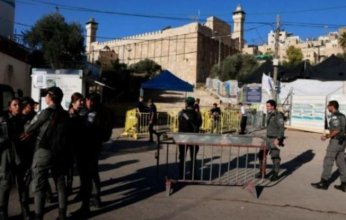 الاحتلال الإسرائيلي يقتحم ساحة الحرم الإبراهيمي في مدينة الخليل
