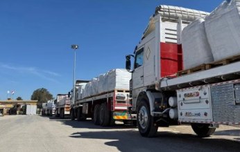 بعد ضغط أمريكي.. دولة الاحتلال الإسرائيلية تسمح بدخول مؤقت لمساعدات غزة