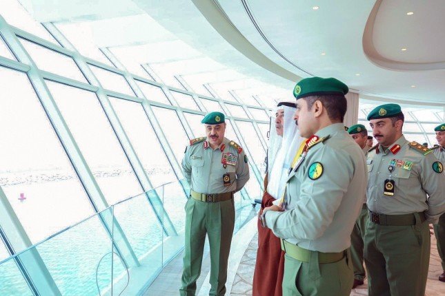 رئيس الحرس الوطني الكويتي يفتتح مشروع (مارينا) في نادي ضباط الحرس رئيس الحرس الوطني الكويتي يفتتح مشروع (مارينا) في نادي ضباط الحرس