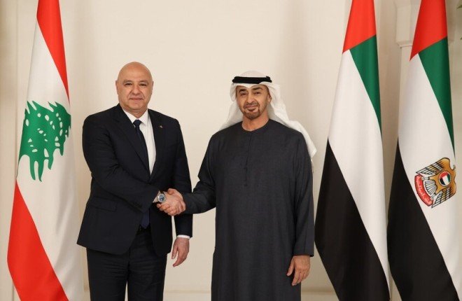 "عون" يشيد بقرار الإمارات السماح لمواطنيها بالسفر إلى لبنان: موقف نبيل واستجابة كريمة "عون" يشيد بقرار الإمارات السماح لمواطنيها بالسفر إلى لبنان: موقف نبيل واستجابة كريمة