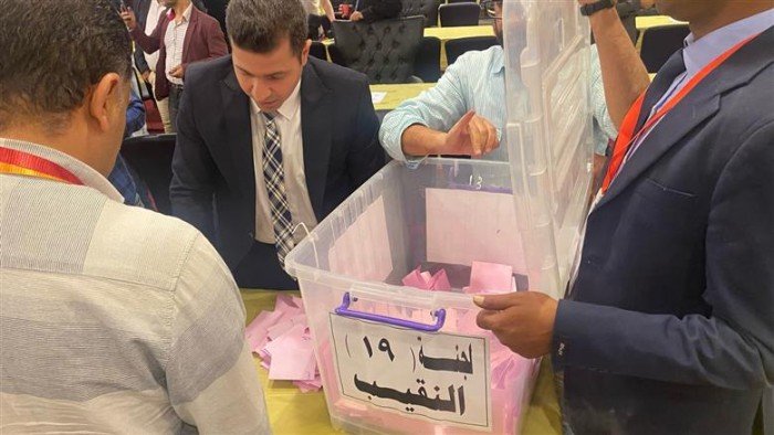بدء فرز الأصوات في انتخابات التجديد النصفي لنقابة الصحفيين بدء فرز الأصوات في انتخابات التجديد النصفي لنقابة الصحفيين