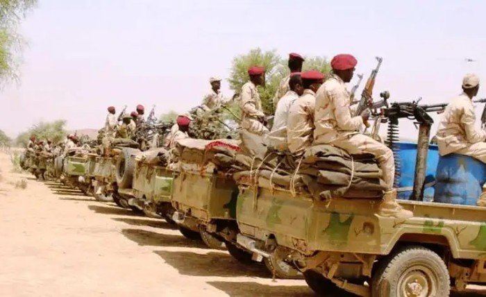 ماذا يحدث في السودان؟.. "الدعم السريع" تعلن السيطرة على مقر "اللواء 18 مشاة" في كردفان وتصاعد التوتر الأمني ماذا يحدث في السودان؟.. "الدعم السريع" تعلن السيطرة على مقر "اللواء 18 مشاة" في كردفان وتصاعد التوتر الأمني