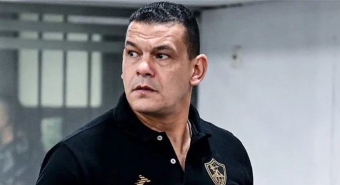 الزمالك يقبل استقالة مدير الكرة بعد رحيل البرتغالي بيسيرو الزمالك يقبل استقالة مدير الكرة بعد رحيل البرتغالي بيسيرو