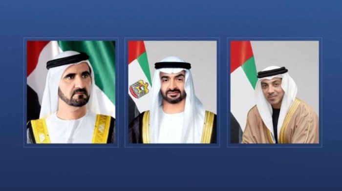 رئيس الإمارات ونائباه يعزون سلطان عمان بوفاة والدة السيدة الجليلة رئيس الإمارات ونائباه يعزون سلطان عمان بوفاة والدة السيدة الجليلة