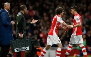 نقل نجم أرسنال إلى العناية المركزة.. تفاصيل