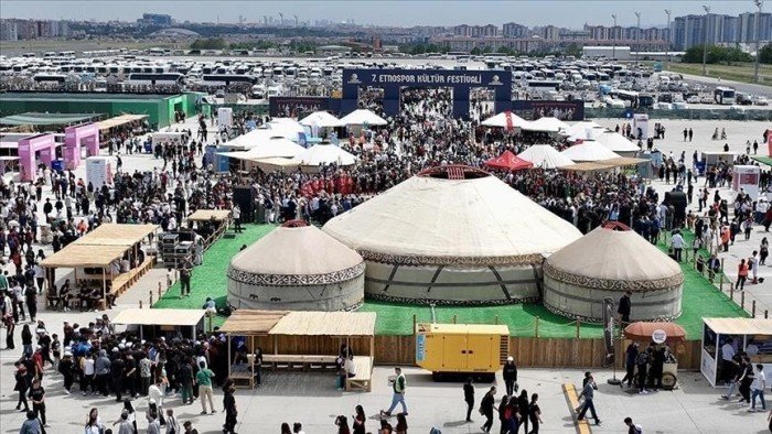 انطلاق مهرجان للرياضات التقليدية في "إسطنبول" بمشاركة 35 دولة انطلاق مهرجان للرياضات التقليدية في "إسطنبول" بمشاركة 35 دولة