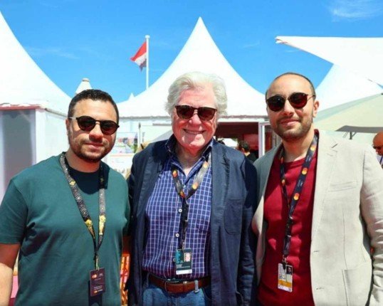مهرجان القاهرة السينمائي الدولي يحتفي بمئوية (فيبريسي) في حفل استقبال بالجناح المصري في كان مهرجان القاهرة السينمائي الدولي يحتفي بمئوية (فيبريسي) في حفل استقبال بالجناح المصري في كان