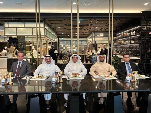 وزراء إعلام الكويت ومصر والإمارات والبحرين ولبنان يبحثون التعاون المشترك وزراء إعلام الكويت ومصر والإمارات والبحرين ولبنان يبحثون التعاون المشترك