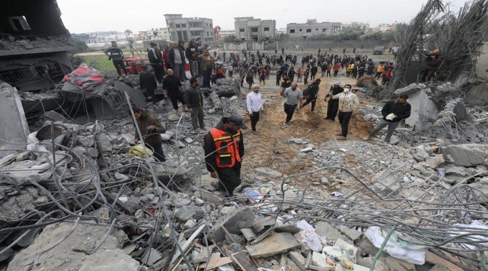 20 شهيدا في قصف الاحتلال الإسرائيلي على مناطق مختلفة في قطاع غزة 20 شهيدا في قصف الاحتلال الإسرائيلي على مناطق مختلفة في قطاع غزة