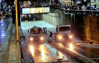 بالفيديو.. ثلوج وأمطار صيفية غزيرة تضرب محافظة الإسكندرية في مصر