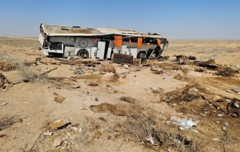 سوريا.. مصرع 6 أشخاص في حادث مروّع بين حافلة ركاب وشاحنة أغنام على طريق البادية