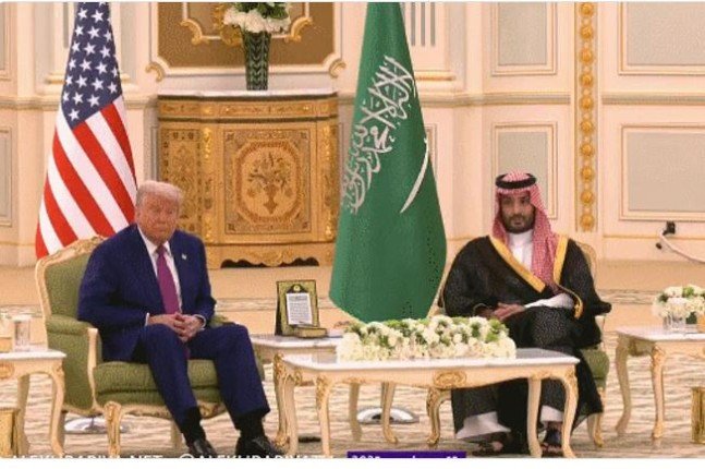حجم التبادل التجاري بين السعودية وأمريكا بلغ 500 مليار دولار حجم التبادل التجاري بين السعودية وأمريكا بلغ 500 مليار دولار