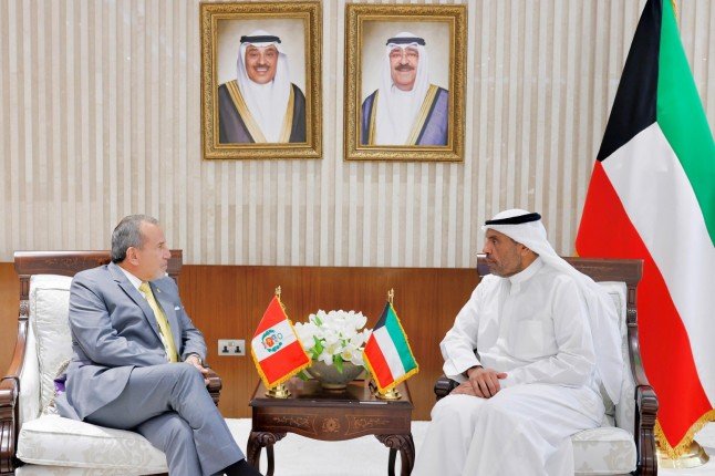 الكويت والبيرو تجددان التأكيد على تعميق العلاقات بين البلدين في مختلف المجالات الكويت والبيرو تجددان التأكيد على تعميق العلاقات بين البلدين في مختلف المجالات