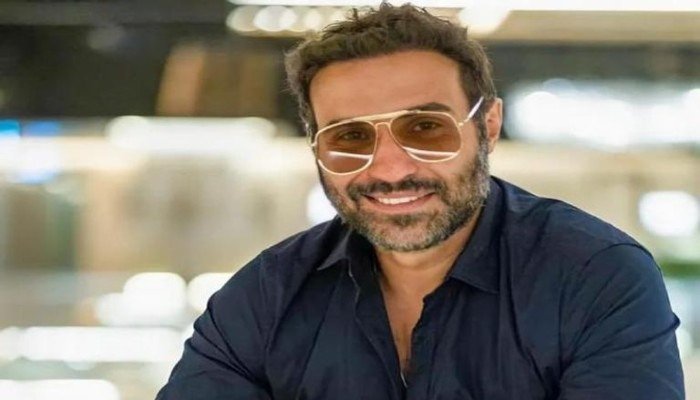ما حقيقة عودة أحمد فهمي لطليقته هنا الزاهد.. الفنان يُجيب؟ ما حقيقة عودة أحمد فهمي لطليقته هنا الزاهد.. الفنان يُجيب؟