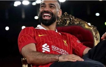 محمد صلاح يفاجئ الجميع ويفضل ميسي على نفسه