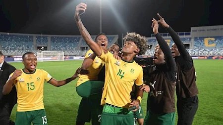 جنوب أفريقيا تهزم نيجيريا وتتأهل إلى نهائي أمم أفريقيا تحت 20 عامًا.. في انتظار الفائز من مصر والمغرب جنوب أفريقيا تهزم نيجيريا وتتأهل إلى نهائي أمم أفريقيا تحت 20 عامًا.. في انتظار الفائز من مصر والمغرب