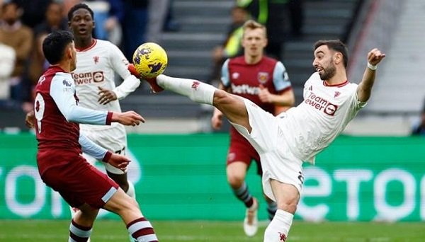 بث مباشر.. شاهد مباراة مانشستر يونايتد ووست هام في الدوري الإنجليزي بث مباشر.. شاهد مباراة مانشستر يونايتد ووست هام في الدوري الإنجليزي