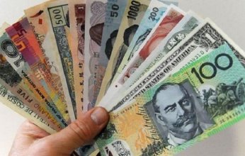 الدولار الأسترالي يقود مكاسب العملات وسط بوادر انفراجة في الحرب التجارية بين واشنطن وبكين