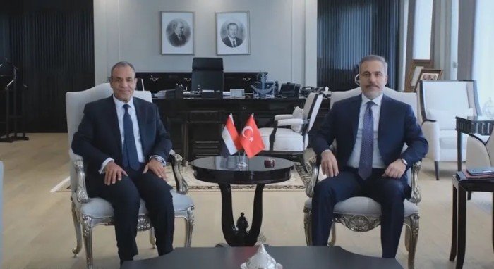 وزيرا خارجية مصر وتركيا يؤكدان رفضهما تهجير الفلسطينيين ويبحثان تطورات غزة وليبيا وزيرا خارجية مصر وتركيا يؤكدان رفضهما تهجير الفلسطينيين ويبحثان تطورات غزة وليبيا