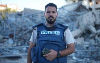 يا فرحة ما تمت.. استشهاد صحفي فلسطيني بعد ولادة ابنته بساعات