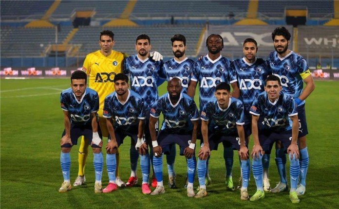 بيراميدز يلوّح بالتصعيد إلى المحكمة الرياضية الدولية بعد قرار "التظلمات" بشأن القمة بيراميدز يلوّح بالتصعيد إلى المحكمة الرياضية الدولية بعد قرار "التظلمات" بشأن القمة