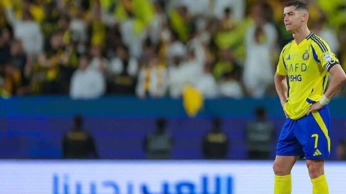 الهلال السعودي يحدد شروطه لضم كريستيانو رونالدو الصيف الجاري الهلال السعودي يحدد شروطه لضم كريستيانو رونالدو الصيف الجاري