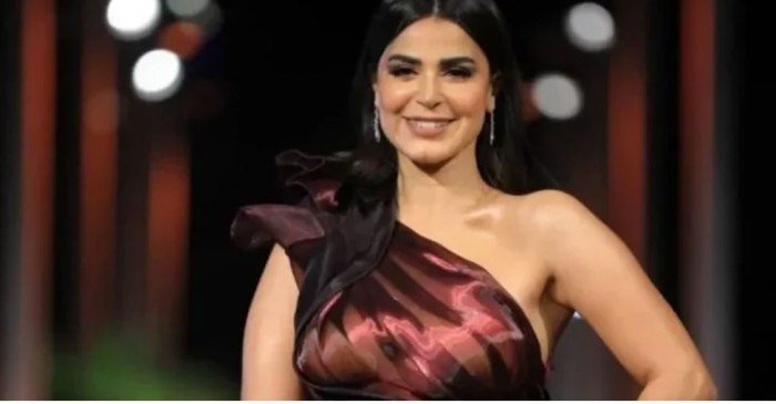 شاهد.. رانيا منصور تبهر متابعيها بإطلالة جديدة لها على إنستجرام شاهد.. رانيا منصور تبهر متابعيها بإطلالة جديدة لها على إنستجرام