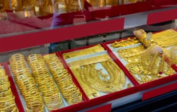 اقبال على شراء الذهب وعيار 21 يسجل 4810 جنيها للجرام