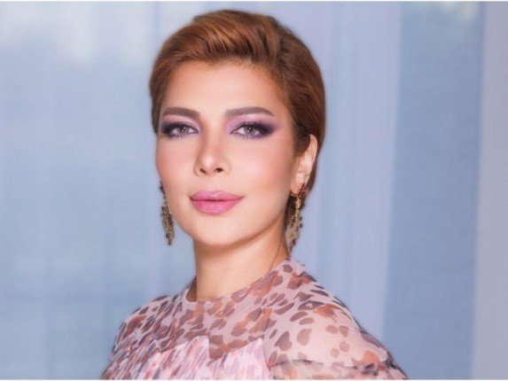 "ضريبة البعد".. أصالة تكشف عن ألبومها الجديد وتعد جمهورها بتجربة موسيقية متنوعة "ضريبة البعد".. أصالة تكشف عن ألبومها الجديد وتعد جمهورها بتجربة موسيقية متنوعة