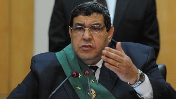 مصر.. وفاة قاضي محاكمات "مبارك" و"مرسي" وصاحب أول حكم بإعدام رئيس سابق مصر.. وفاة قاضي محاكمات "مبارك" و"مرسي" وصاحب أول حكم بإعدام رئيس سابق