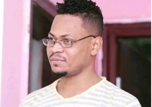 رحيل الفنان السوداني الشاب محمد فيصل الجزار رحيل الفنان السوداني الشاب محمد فيصل الجزار